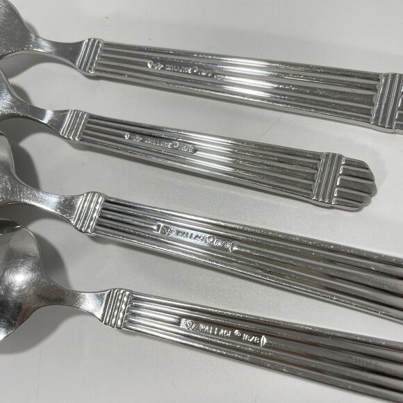 Lot of 4 Wallace Chardonnay 18/8 Stainless Flatware Classic Ribbed Fork Spoon - Picture 5 of 5